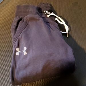 Under Armour Sweats with pockets